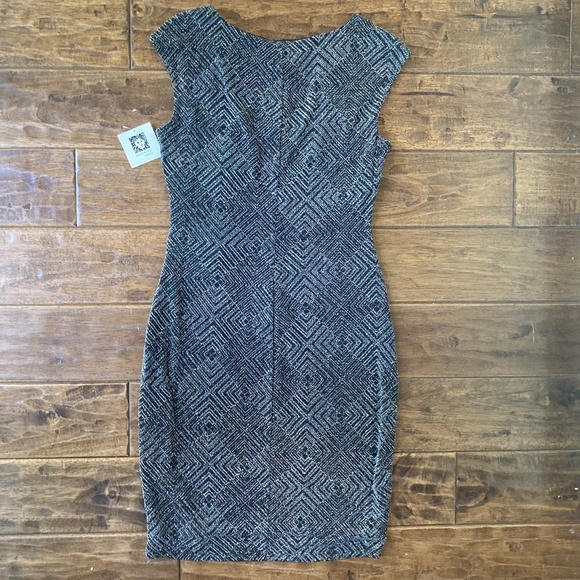 Anne Klein Metallic Side Ruched Midi Dress Sleeveless Women's 10 Holiday Classic - Picture 2 of 9